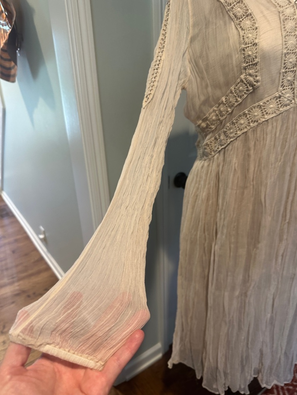 EUC Sundance Sz 12 Gauzy 2-piece Boho Lace-Trim Long Sleeve Midi Dress in Beige - Picture 4 of 11